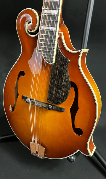 Eastman MD615-GB F-Style Mandolin Goldburst Finish w/ Case + K&K Duotone