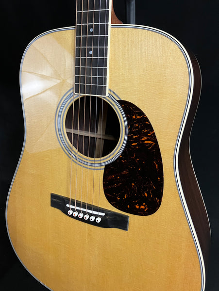 Martin D-35 (2025) Dreadnought Acoustic Guitar Vintage Natural Finish w/ Case