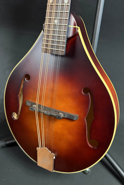 Loar LM-110 "Honey Creek" Hand-Carved A-Style Mandolin Vintage Brown Burst