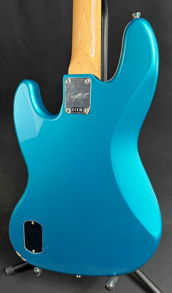 Squier Classic Vibe Active 70's Jazz Bass 4-String Bass Guitar Ocean Turquoise Finish