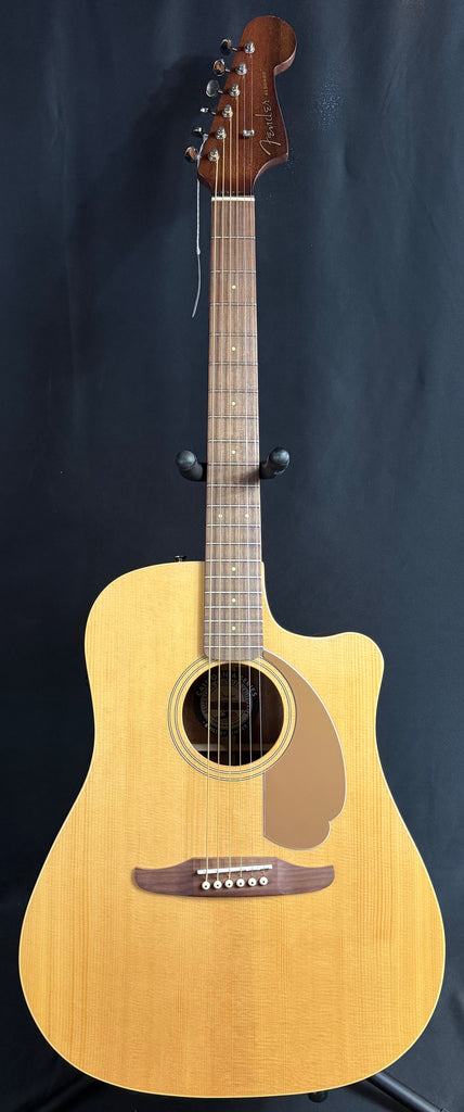 Fender Redondo Player Dreadnought Cutaway Acoustic-Electric Guitar Gloss Natural (766)