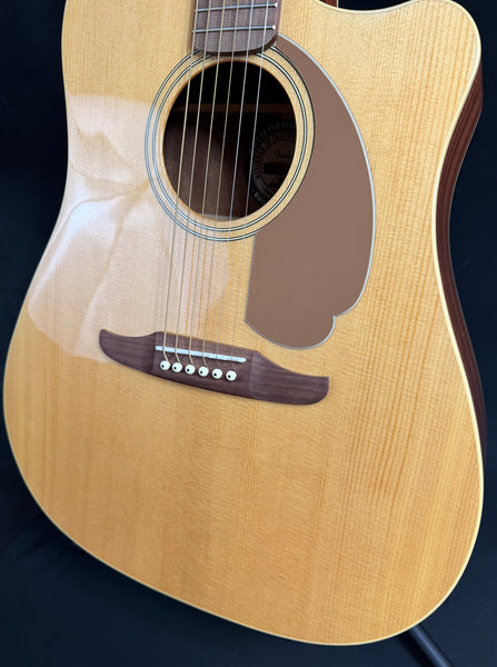 Fender Redondo Player Dreadnought Cutaway Acoustic-Electric Guitar Gloss Natural (730)