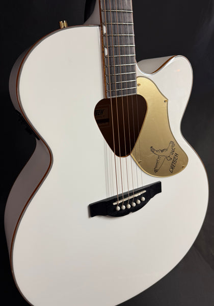 Gretsch G5022CWFE Rancher Falcon Jumbo Acoustic-Electric Guitar Gloss White