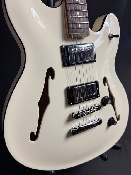 Squier Affinity Starcaster Semi-Hollow Body Electric Guitar Olympic White