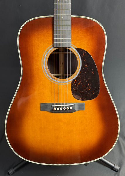 Martin HD-28 (2025) 1933 Ambertone Dreadnought Acoustic Guitar Ambertone Finish w/ Case