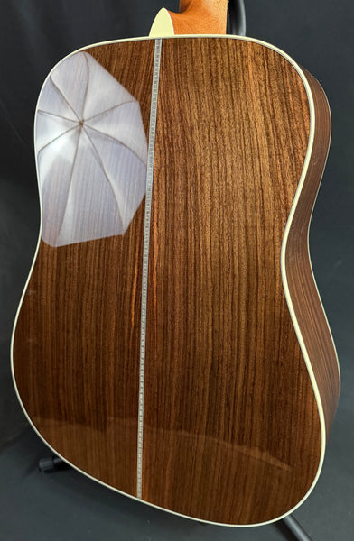 Martin HD-28 (2025) 1933 Ambertone Dreadnought Acoustic Guitar Ambertone Finish w/ Case