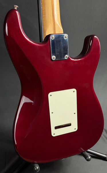 Fender Standard Stratocaster Left-Handed Electric Guitar Midnight Wine Finish