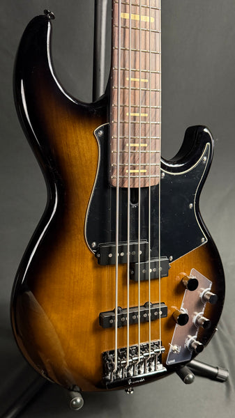 Yamaha BB735A Broad Bass 5-String Bass Guitar Dark Coffee Sunburst w/ Gig Bag (243)
