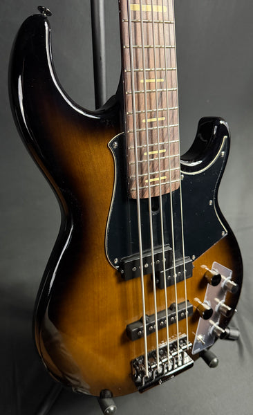 Yamaha BB735A Broad Bass 5-String Bass Guitar Dark Coffee Sunburst w/ Gig Bag (243)