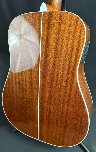 D'Angelico Premier Lexington Dreadnought Acoustic-Electric Guitar Iced Tea Burst (063)