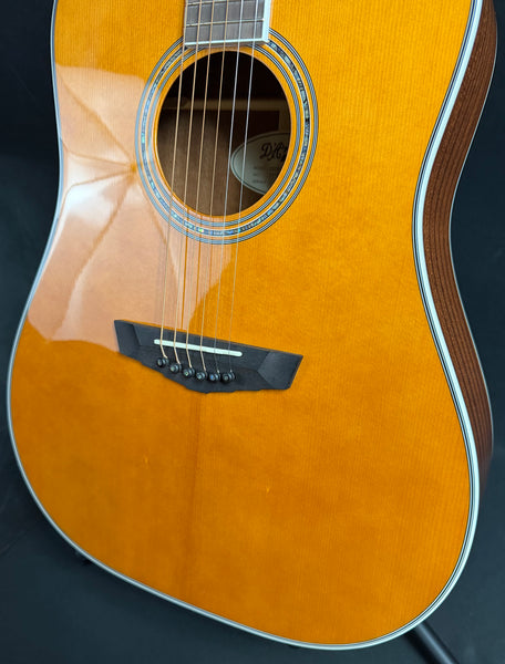 D'Angelico Premier Lexington Dreadnought Acoustic-Electric Guitar Vintage Natural (480)