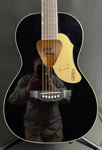 Gretsch G5021E Rancher Penguin Parlor Acoustic-Electric Guitar Gloss Black Finish