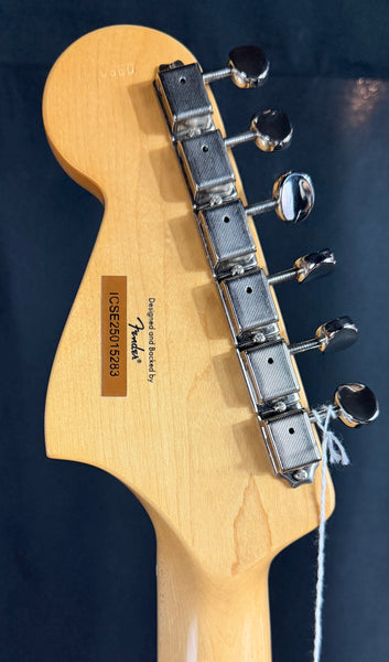 Squier Classic Vibe Bass VI Electric Guitar Gloss Black Finish (283)