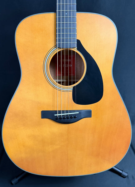 Yamaha FG3 Red Label Dreadnought Acoustic Guitar Vintage Natural w/ Soft Case (259)