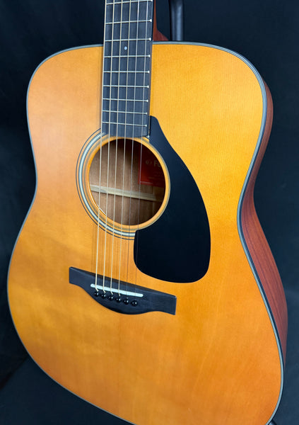 Yamaha FG3 Red Label Dreadnought Acoustic Guitar Vintage Natural w/ Soft Case (259)