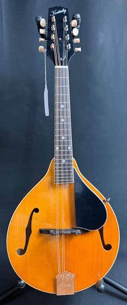 Kentucky KM-152 Standard A-Style Mandolin Amber Top Finish w/ Gig Bag