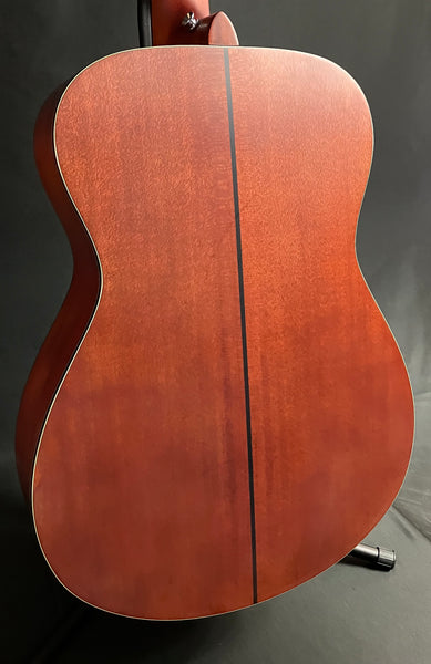 Yamaha FSX3 Red Label Folk Acoustic-Electric Guitar Vintage Natural Finish w/ Case