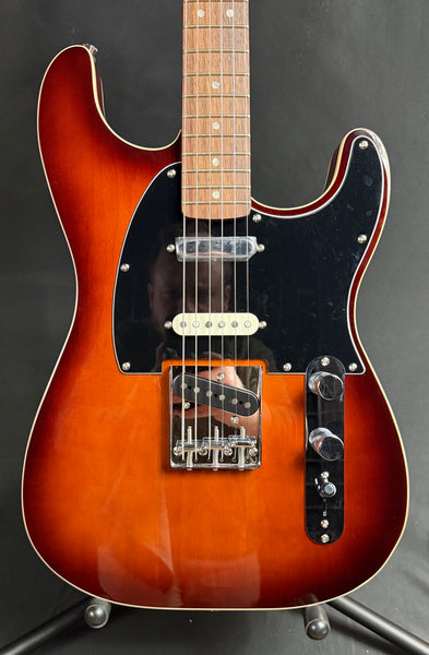 Squier Paranormal Custom Nashville Stratocaster Electric Guitar Chocolate 2-Color Sunburst