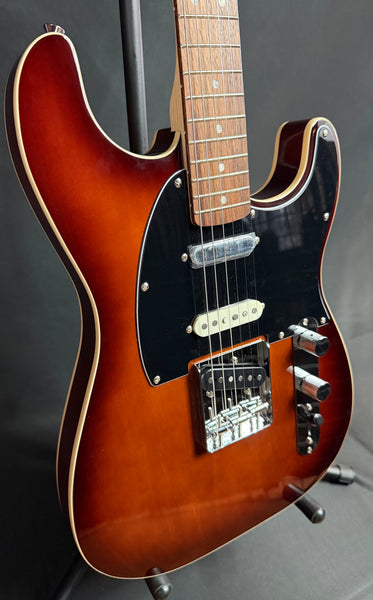 Squier Paranormal Custom Nashville Stratocaster Electric Guitar Chocolate 2-Color Sunburst