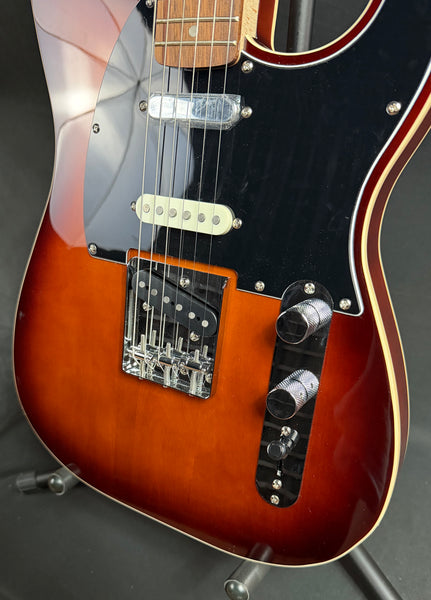 Squier Paranormal Custom Nashville Stratocaster Electric Guitar Chocolate 2-Color Sunburst