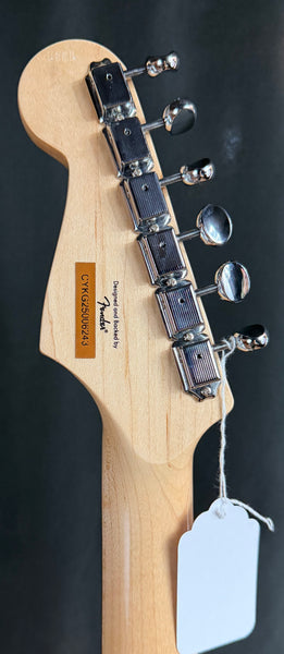 Squier Paranormal Custom Nashville Stratocaster Electric Guitar Chocolate 2-Color Sunburst