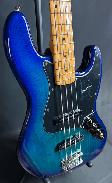 Fender Player II Jazz Bass Plus Top 4-String Bass Guitar Blue Burst Finish