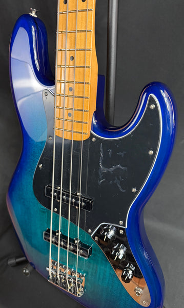 Fender Player II Jazz Bass Plus Top 4-String Bass Guitar Blue Burst Finish