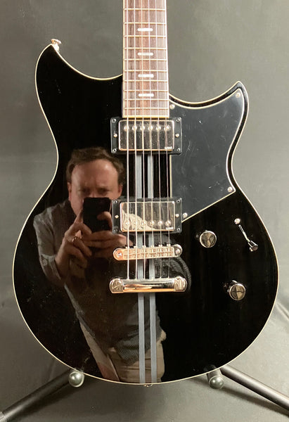 Yamaha RSS20 Revstar Standard Electric Guitar Gloss Black Finish w/ Gig Bag (667)