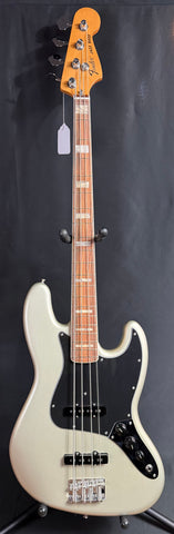 Fender Vintera '70s Jazz Bass 4-String Bass Guitar Inca Silver w/ Gig Bag