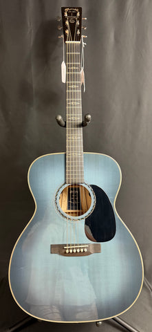 Martin CEO-11 0000 Grand Auditorium Acoustic-Electric Guitar Horizons Blue w/ OHSC