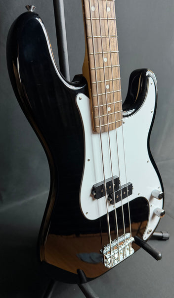 Fender Standard Precision Bass (2025) 4-String Bass Guitar Gloss Black Finish