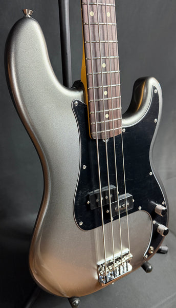 Fender American Professional II Precision Bass 4-String Bass Guitar Mercury Finish w/ OHSC