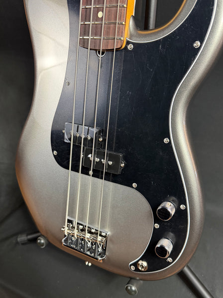 Fender American Professional II Precision Bass 4-String Bass Guitar Mercury Finish w/ OHSC