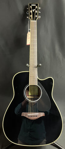 Yamaha FGX830C Dreadnought Cutaway Acoustic-Electric Guitar Gloss Black Finish