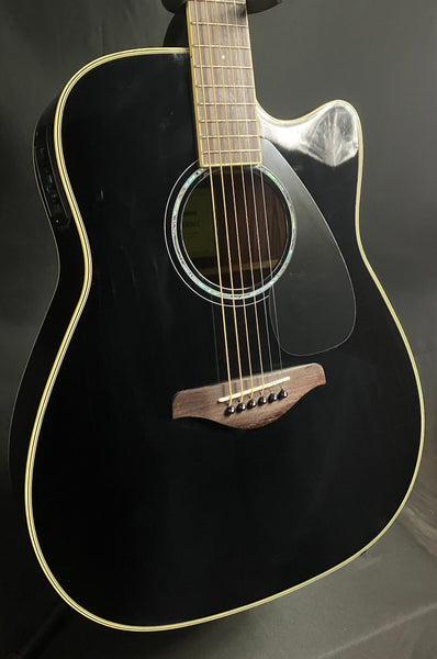 Yamaha FGX830C Dreadnought Cutaway Acoustic-Electric Guitar Gloss Black Finish