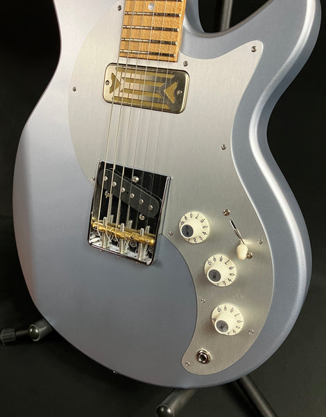 Eastman SC'52 FullerTone Electric Guitar Ice Blue Metallic Finish w/ Soft Case