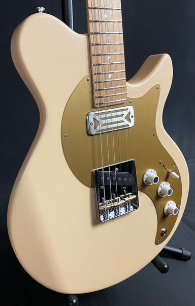 Eastman SC'52 FullerTone Electric Guitar Desert Sand Finish w/ Soft Case
