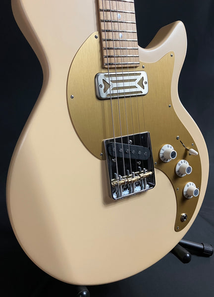 Eastman SC'52 FullerTone Electric Guitar Desert Sand Finish w/ Soft Case