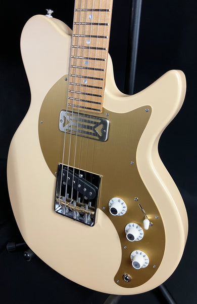 Eastman SC'52 FullerTone Electric Guitar Desert Sand Finish w/ Soft Case