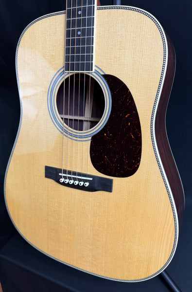 Martin HD-35 (2026) Standard Dreadnought Acoustic Guitar Gloss Natural w/ Case