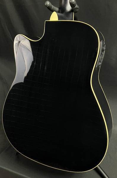 Yamaha FGX830C Dreadnought Cutaway Acoustic-Electric Guitar Gloss Black Finish