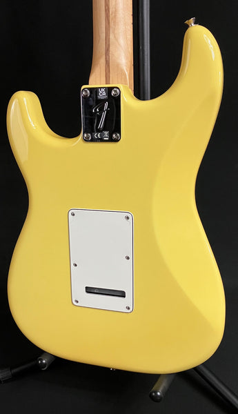 Fender Player Stratocaster Electric Guitar Buttercream Finish (569)