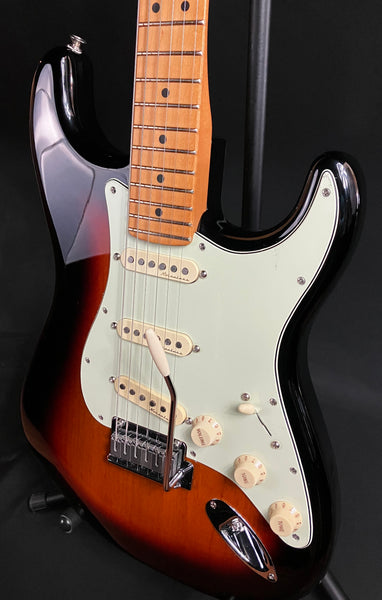 Fender Player Plus Stratocaster Electric Guitar 3-Tone Sunburst Finish w/ Gig Bag