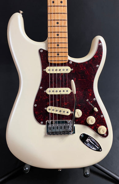 Fender Player Plus Stratocaster Electric Guitar Olympic Pearl Finish w/ Gig Bag
