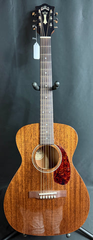 Guild M-120 Concert All-Solid Mahogany Acoustic Guitar Gloss Natural w/ Gig Bag