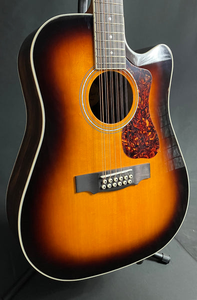 Guild D-2612CE Deluxe 12-String Dreadnought Cutaway Acoustic-Electric Guitar Antique Burst
