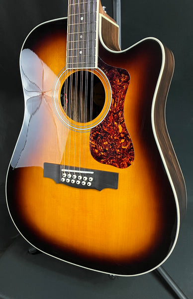 Guild D-2612CE Deluxe 12-String Dreadnought Cutaway Acoustic-Electric Guitar Antique Burst
