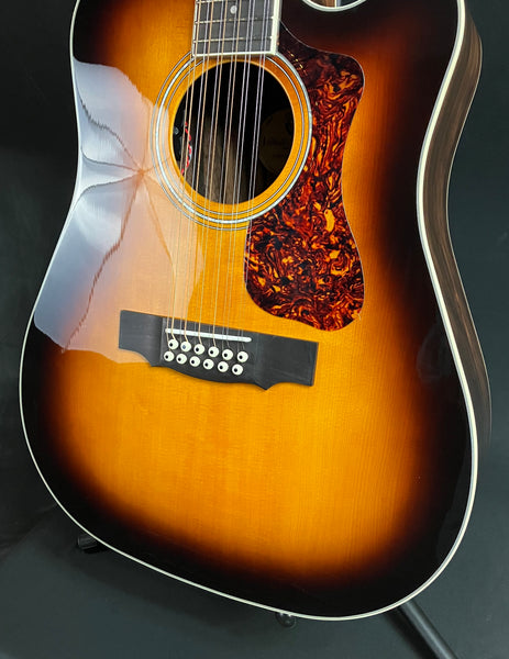 Guild D-2612CE Deluxe 12-String Dreadnought Cutaway Acoustic-Electric Guitar Antique Burst