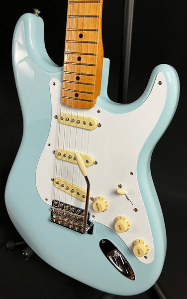 Fender Vintera 50's Stratocaster Electric Guitar Sonic Blue w/ Gig Bag (109)
