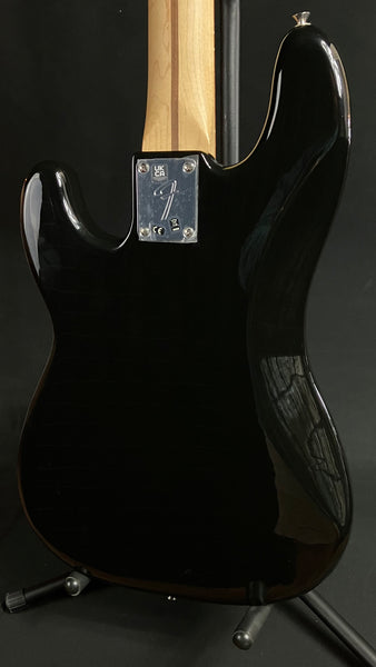 Fender Player Precision Bass 4-String Bass Guitar Gloss Black Finish